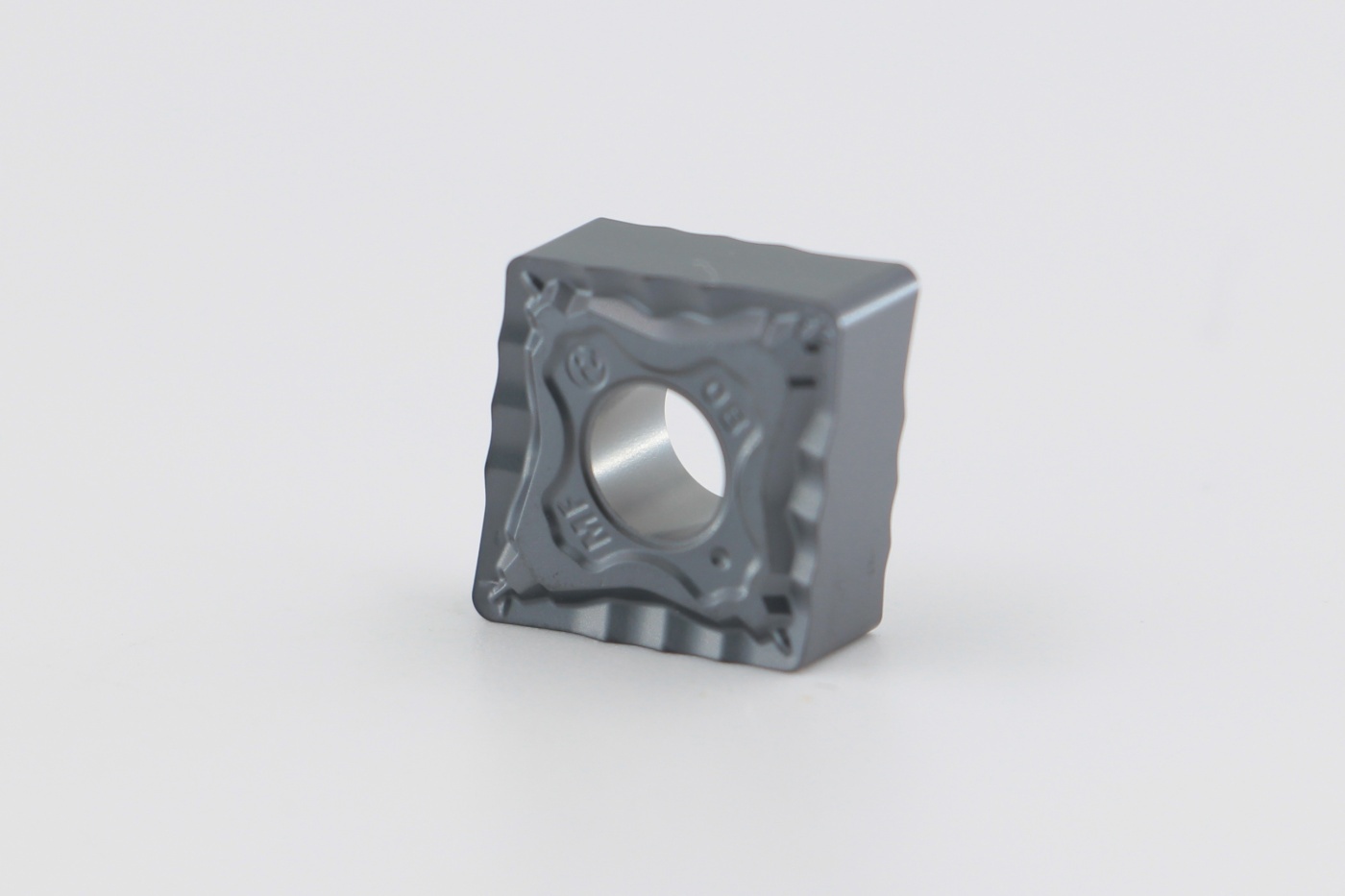 CNMG120408-MF EPM253Эквивалент