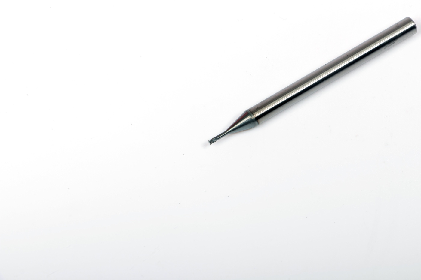 MH04-P0100C04L35EN EMG45Эквивалент