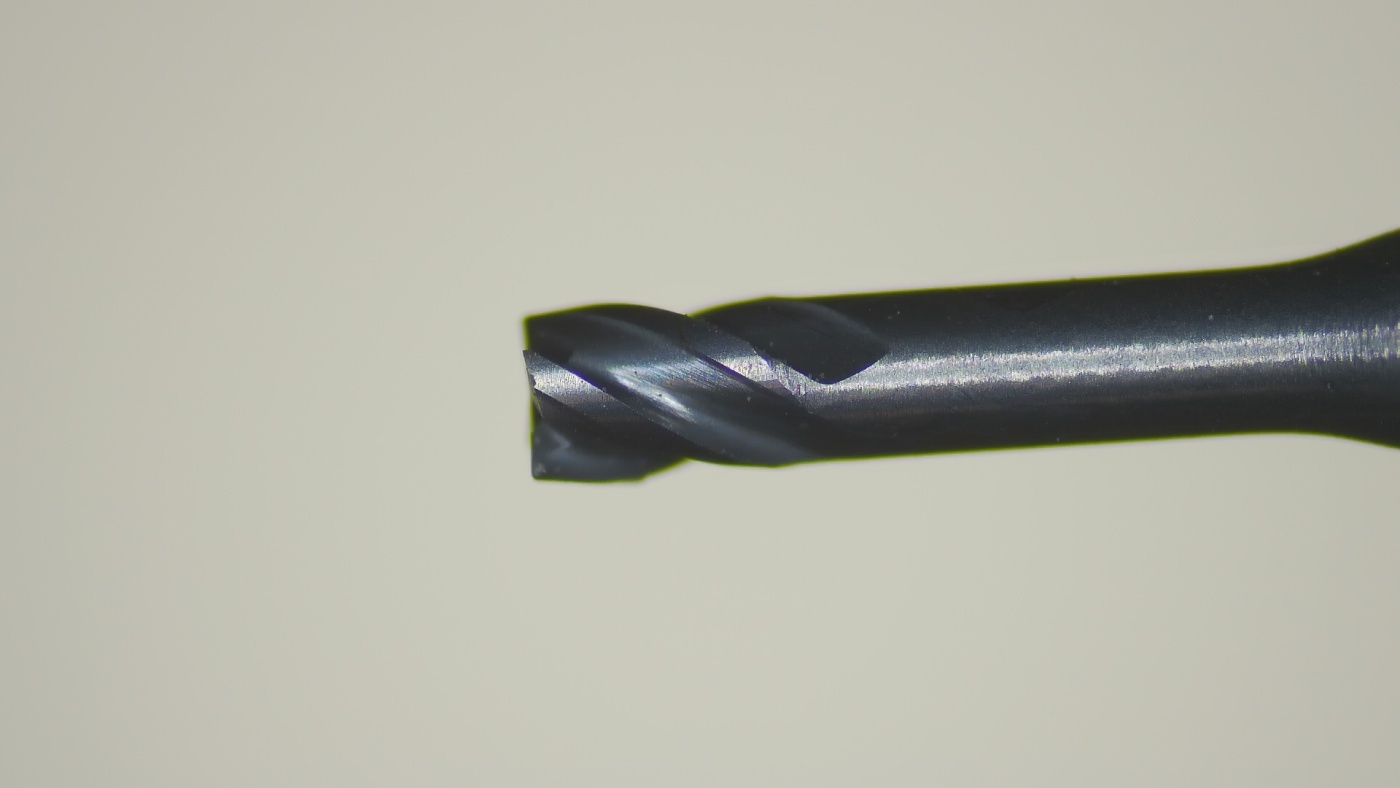 MH04-P0100C04L35EN EMG45Эквивалент