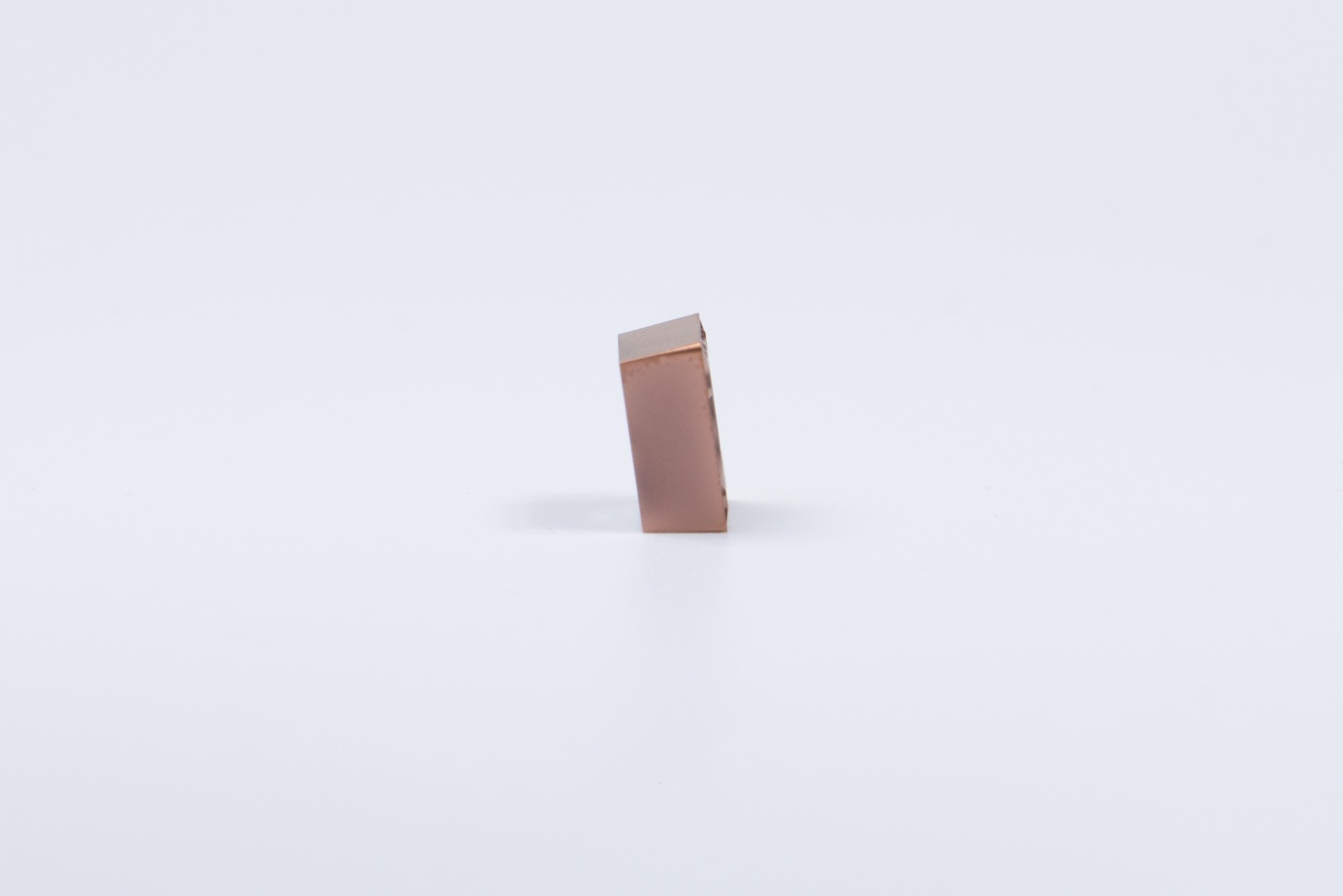 CCMT09T304-MF3 EPM25Эквивалент