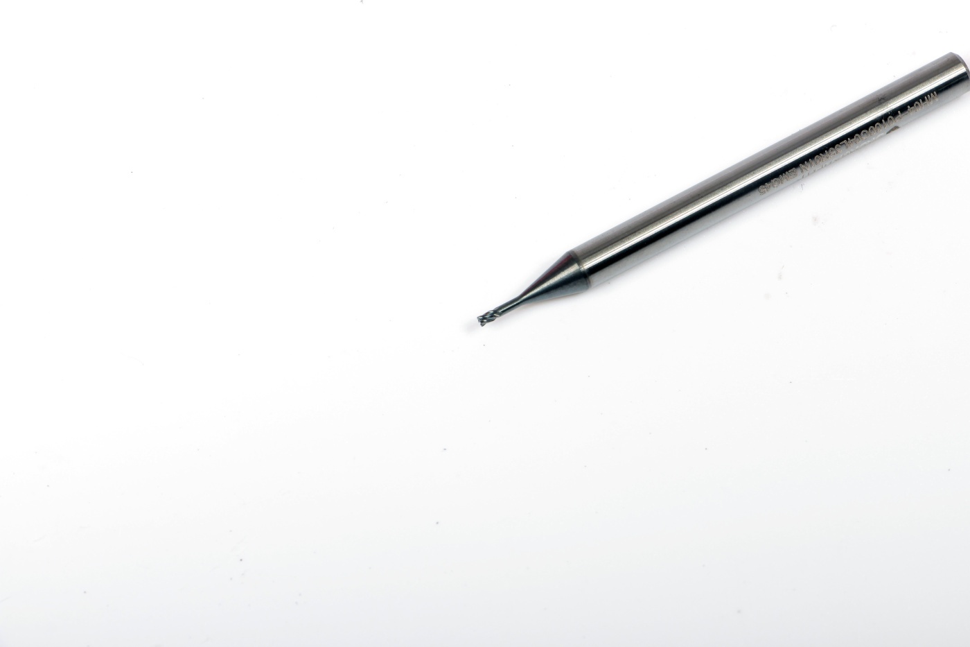 MH04-P0100C04L35R01N EMG45Эквивалент