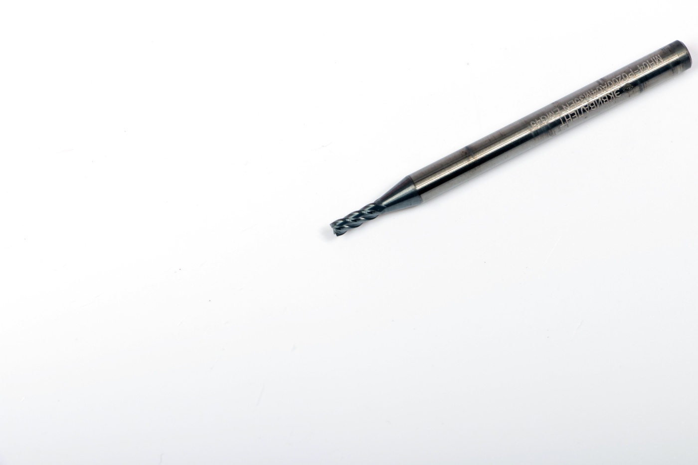 MH04-P0200A04M35EN EMG45Эквивалент