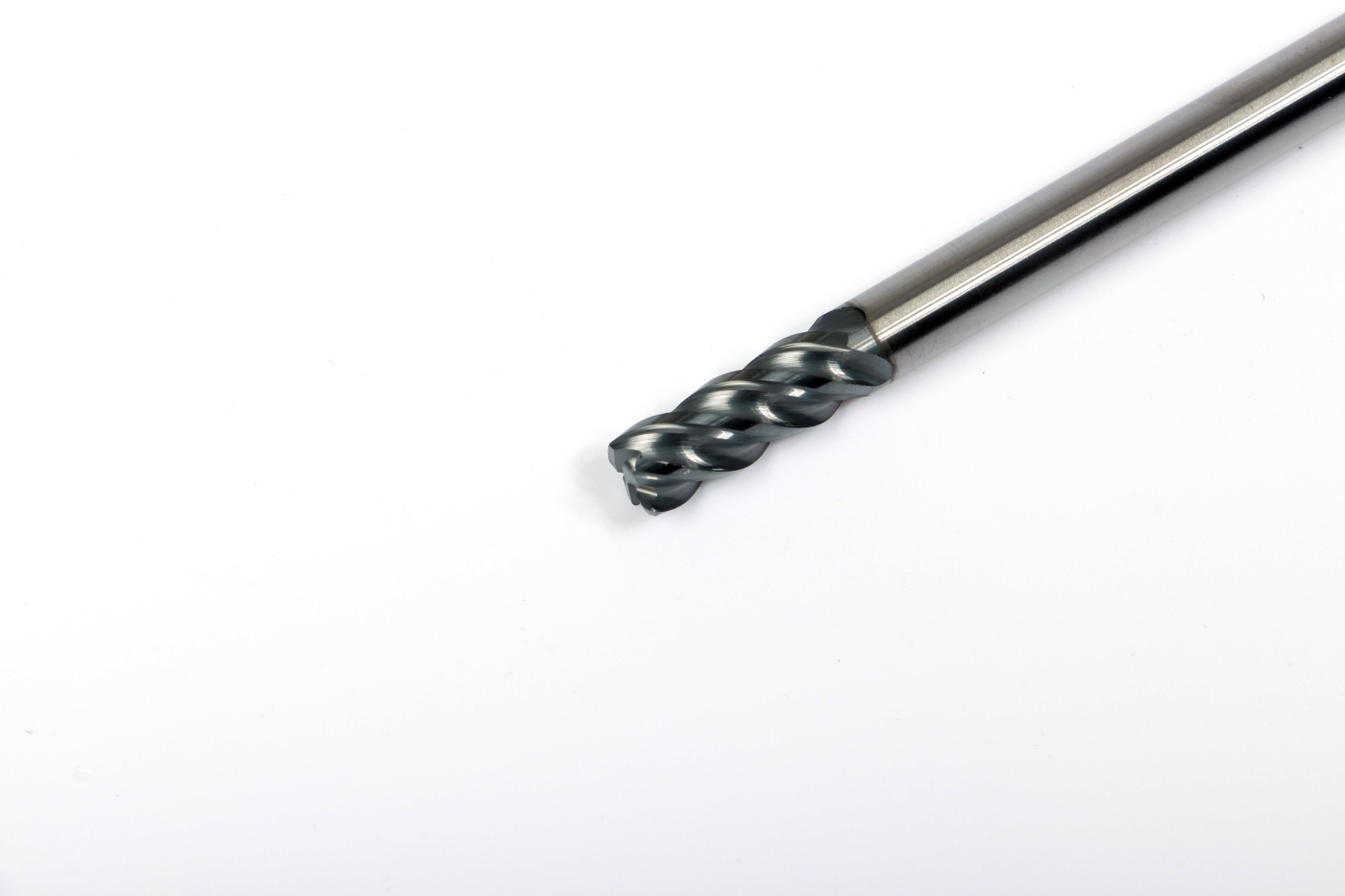 Фреза твердосплавная Эквивалент MH04-H0600A06M40R10N EMG70