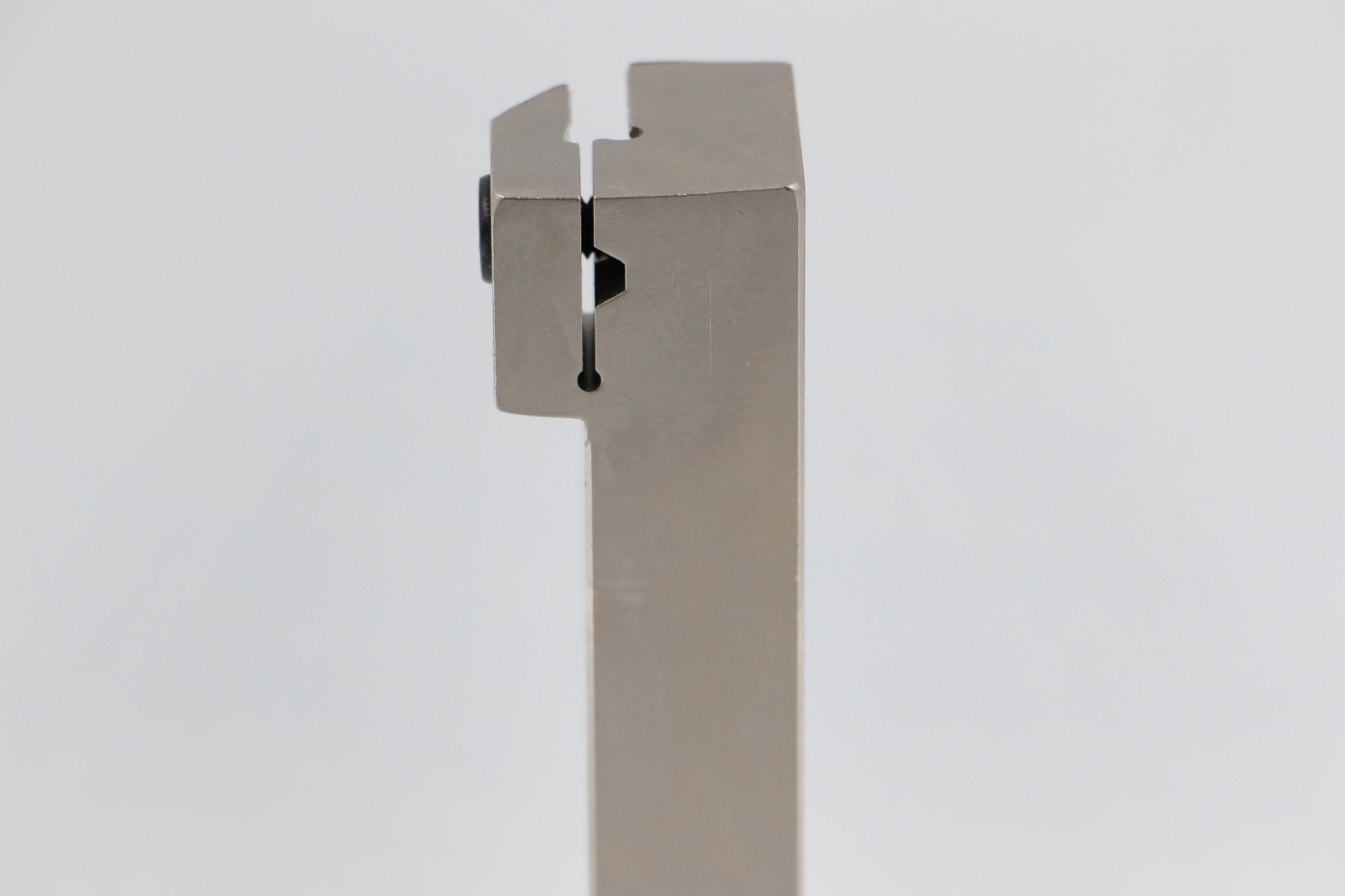 MGFVR320-160400-T15HЭквивалент