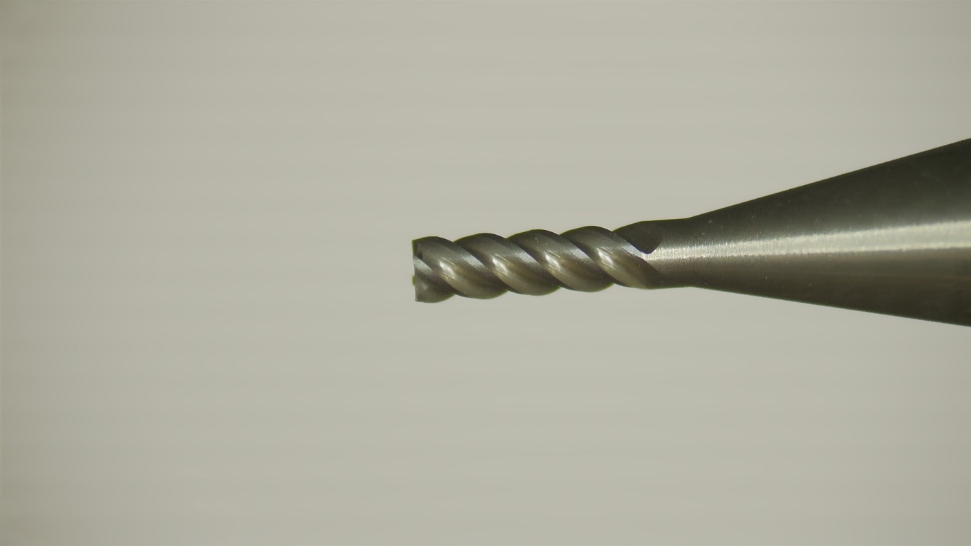 MH04-MS0100A04M4143EN EMG40Эквивалент