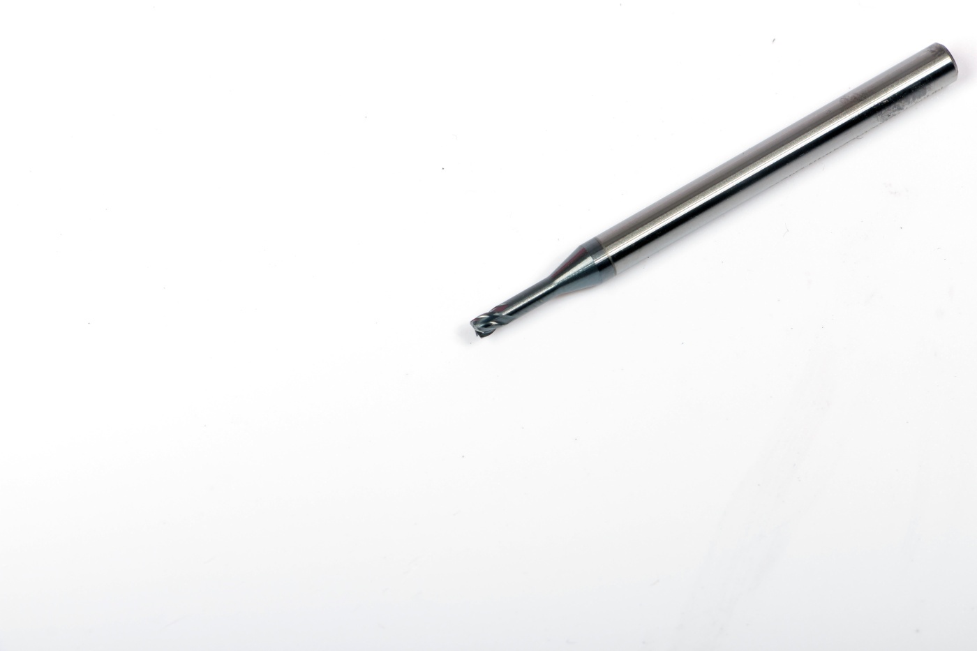 MH04-P0200C04L35R01N EMG45Эквивалент