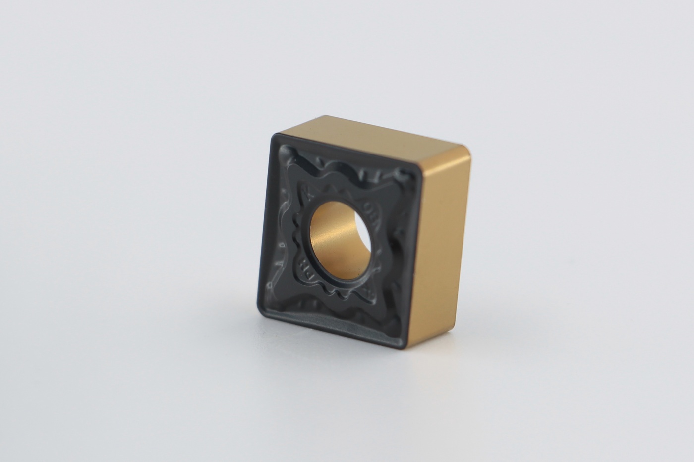 CNMG120408-PM ECP101Эквивалент