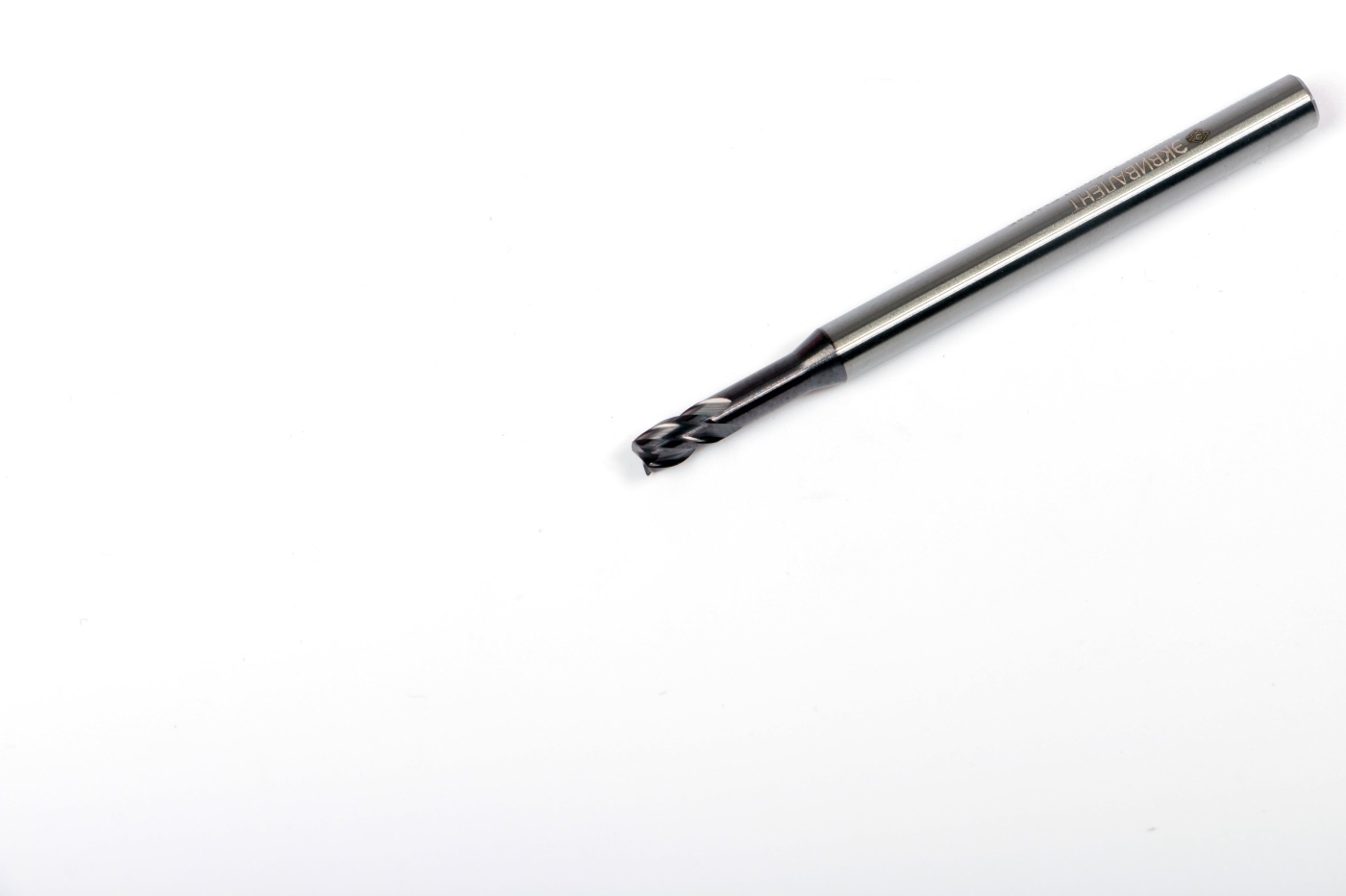 MH04-P0300C04L35R02N EMG45Эквивалент