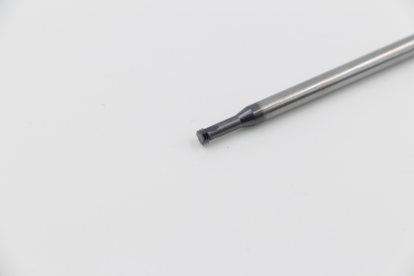 Резьбофреза твердосплавная Эквивалент MHTS0340A04C08-ISO0.5I EMG30