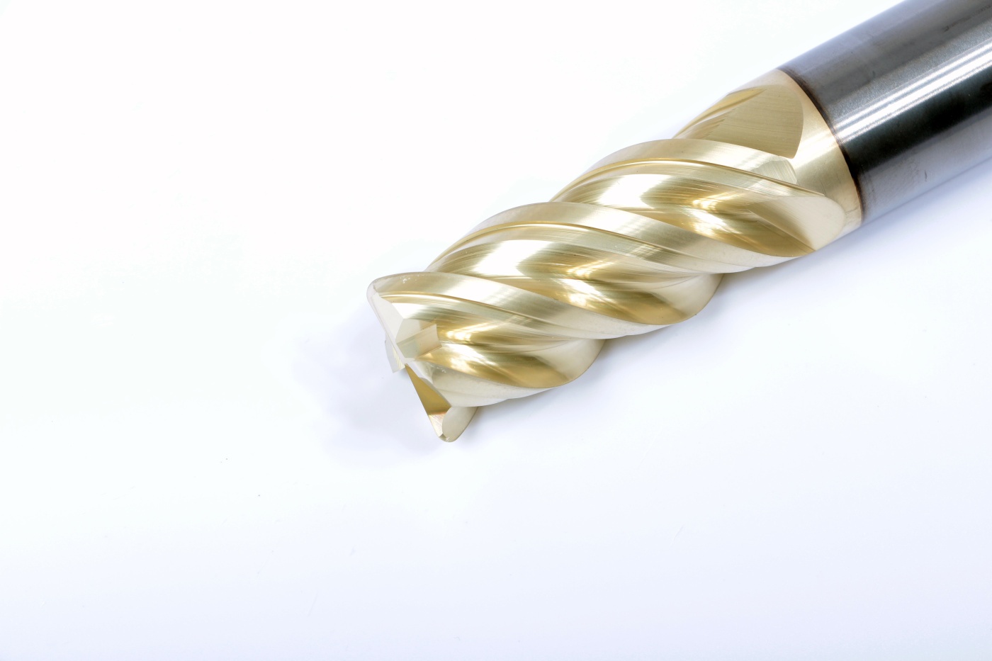 MH04-MS2000A20M4143R20N EMG40Эквивалент