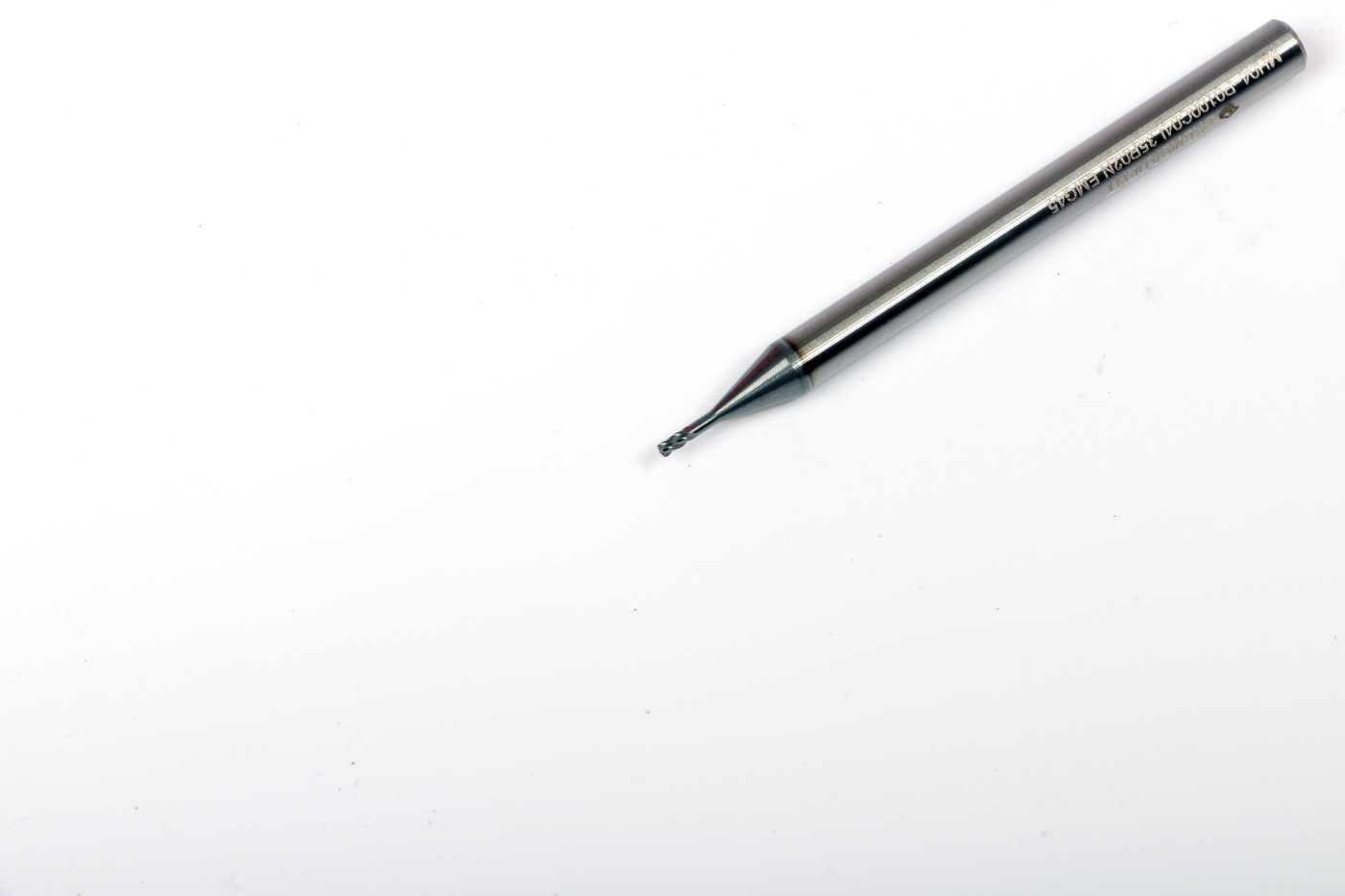 MH04-P0100C04L35R02N EMG45Эквивалент