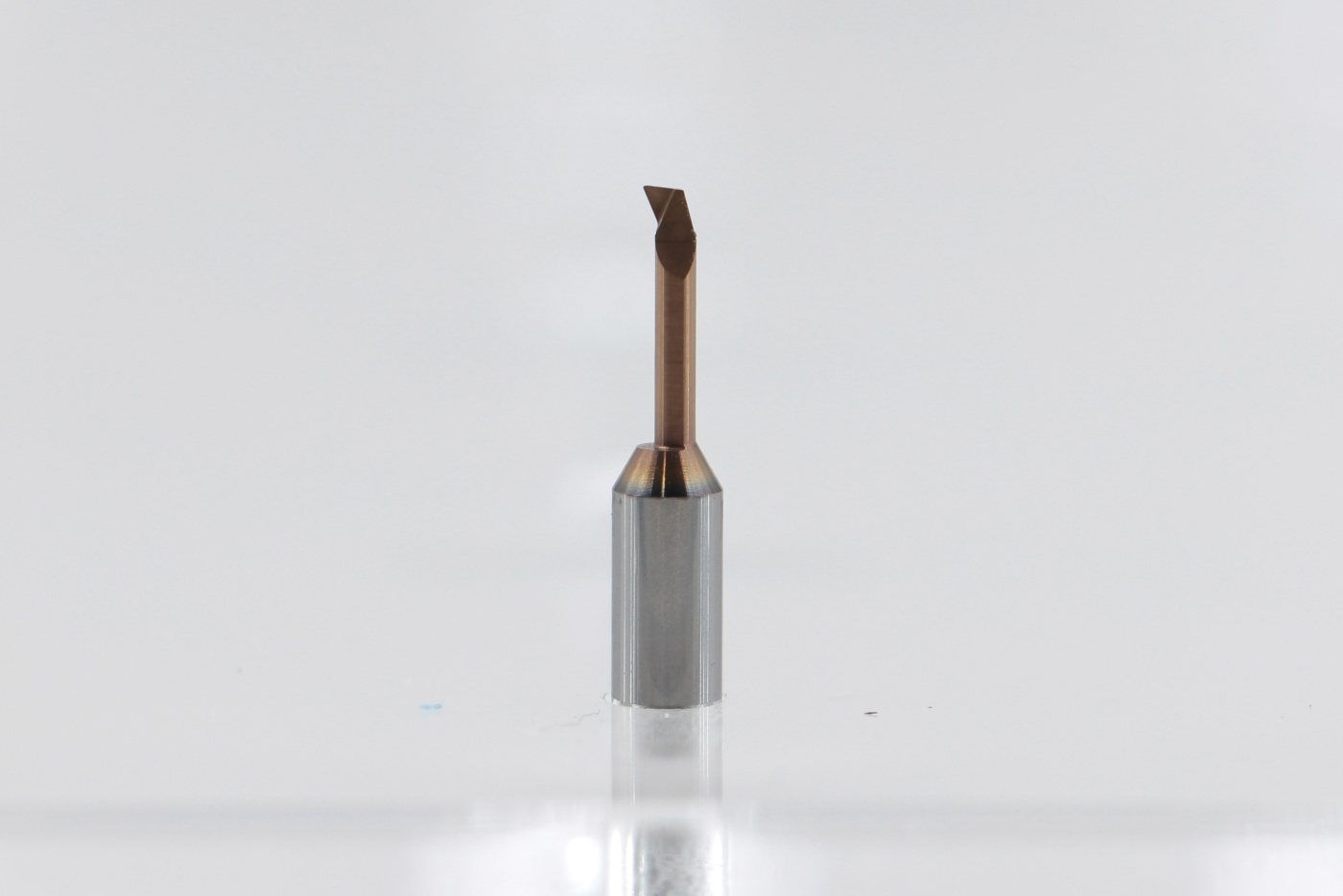 EXS-04T098-10-2210R EPM15Эквивалент