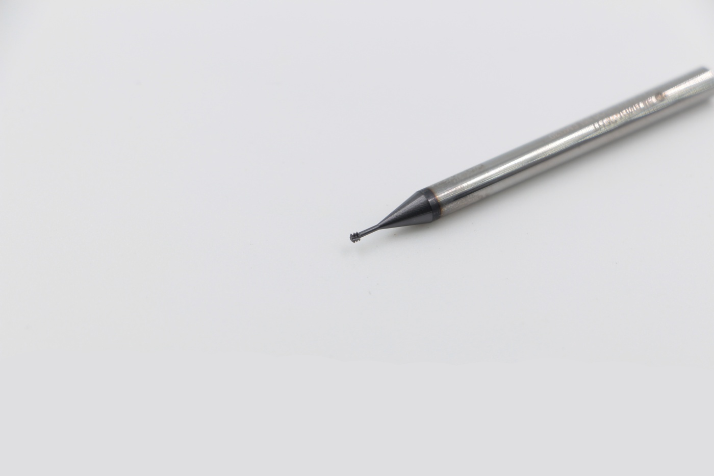 MHTS0121A04C03-ISO0.35I EMG30Эквивалент