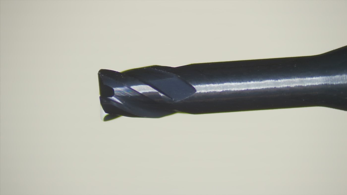 MH04-P0200C04L35R02N EMG45Эквивалент