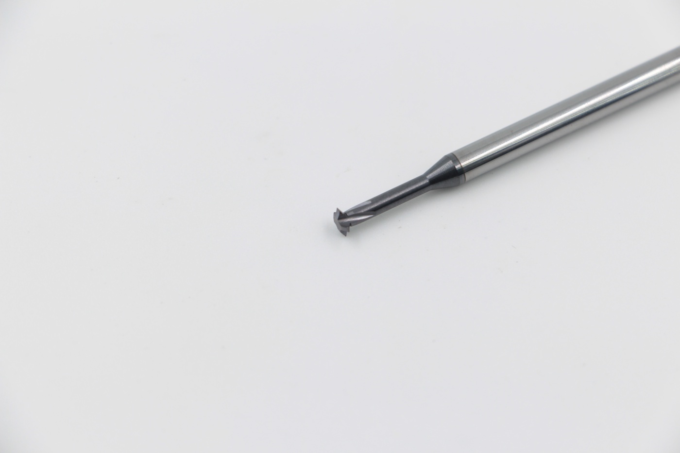 Резьбофреза твердосплавная Эквивалент MHTI0400A04D12-ISO0.8I EMG30