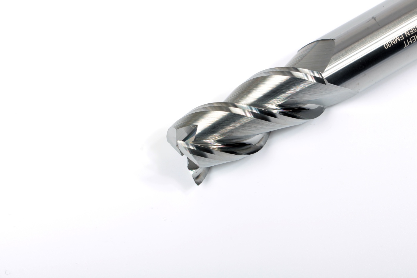 MH03-N2000A20M45EN EMN30Эквивалент