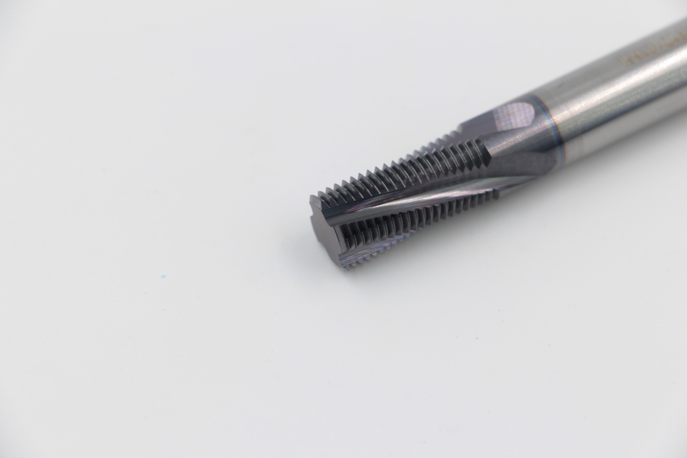 Резьбофреза твердосплавная Эквивалент MHT0990A10D20-ISO1.0I EMG30